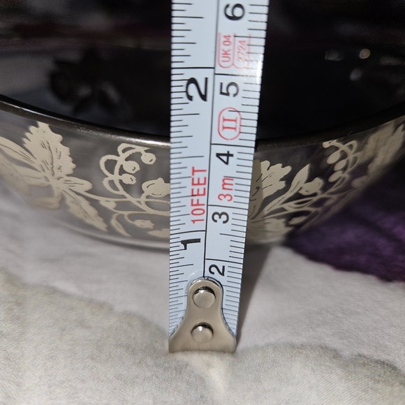 Silver overlay detailed glass candy bowl/trinket dish - Picture 10 of 13